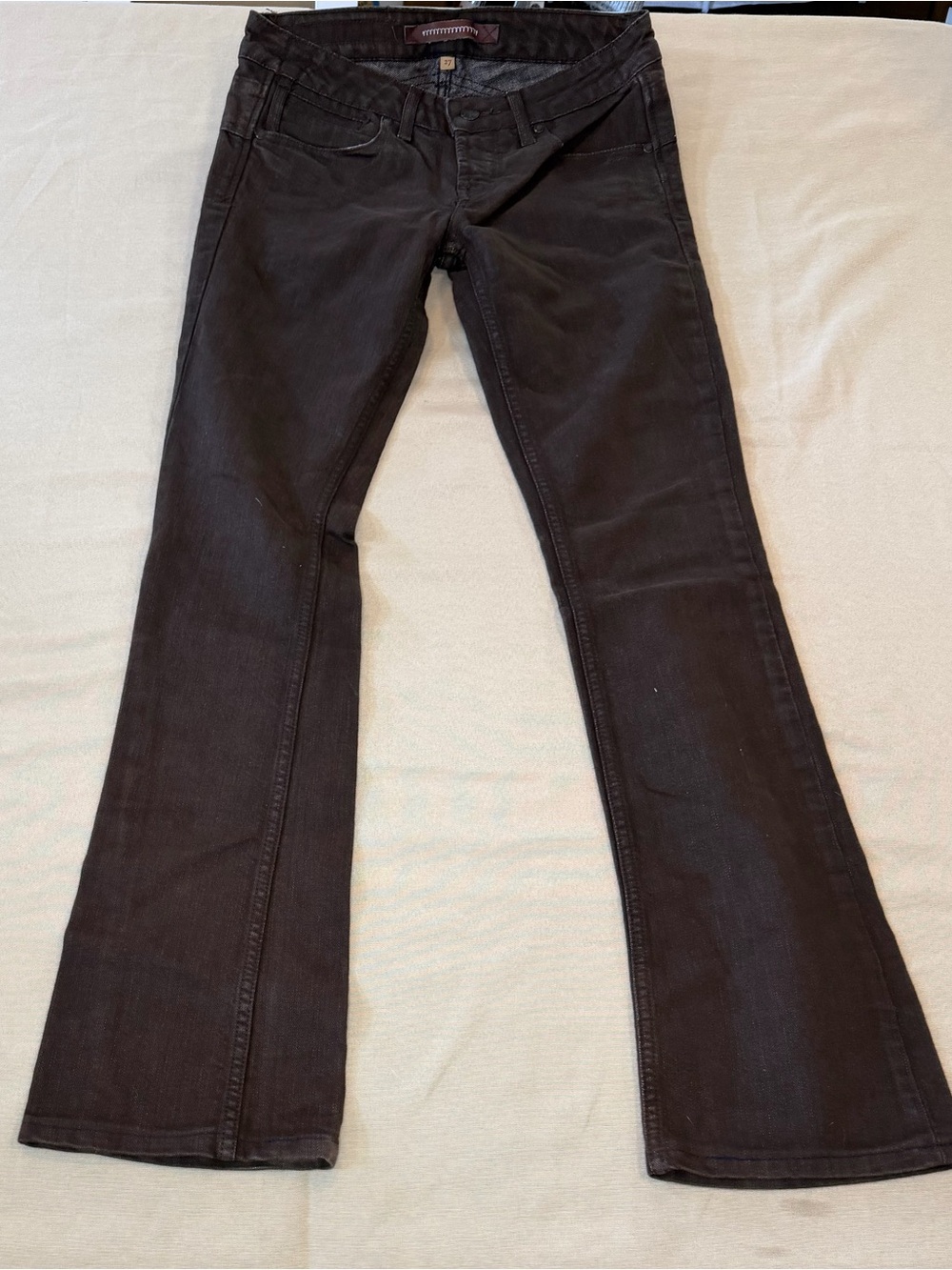 Yanuk Women’s Straight Leg Jeans in Dark Brown